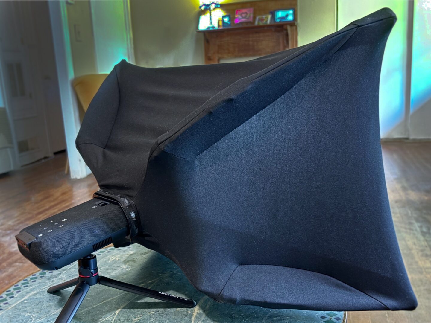 Arovia Splay Portable Foldable Monitor and Projector