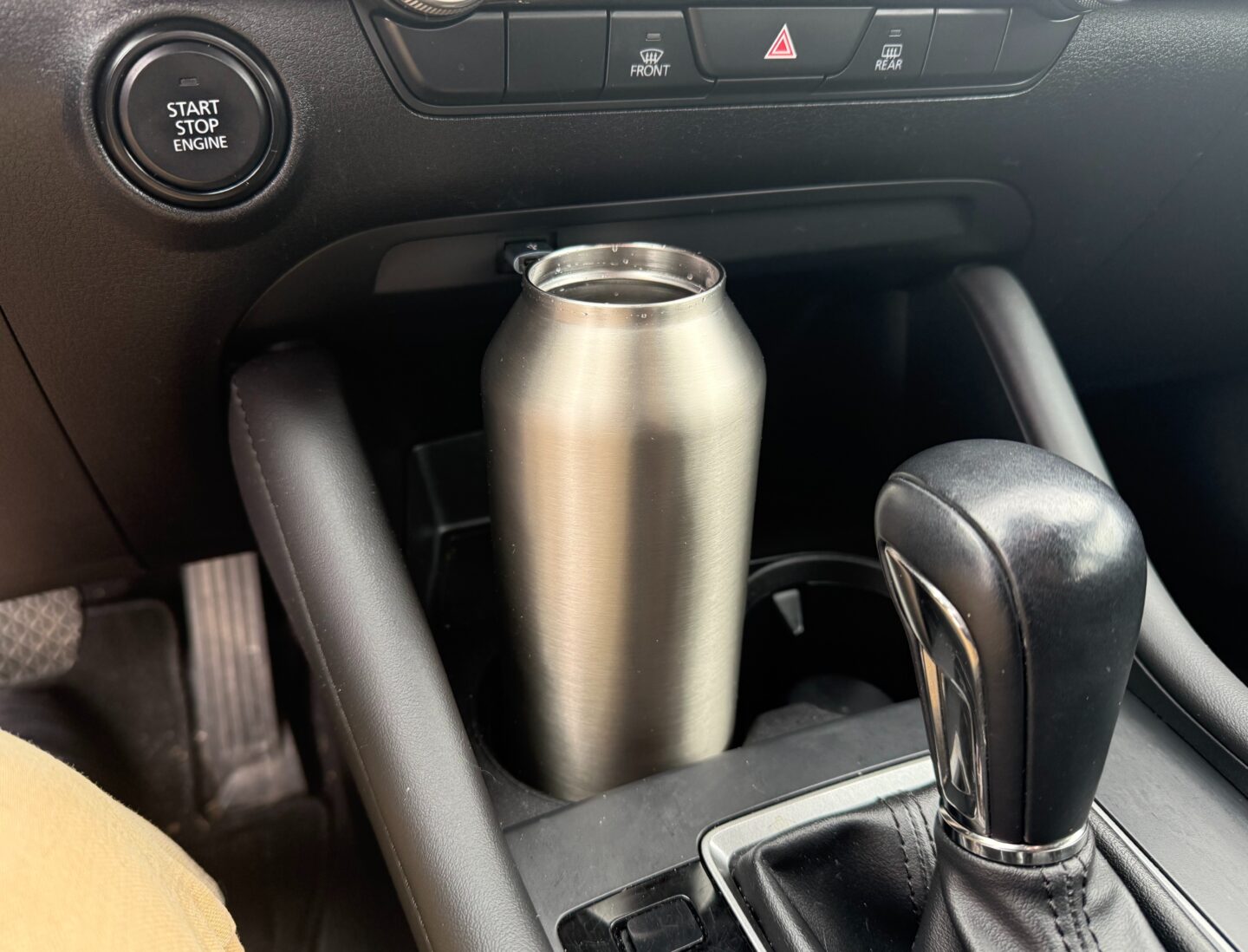 Journey Reevus bottle in car