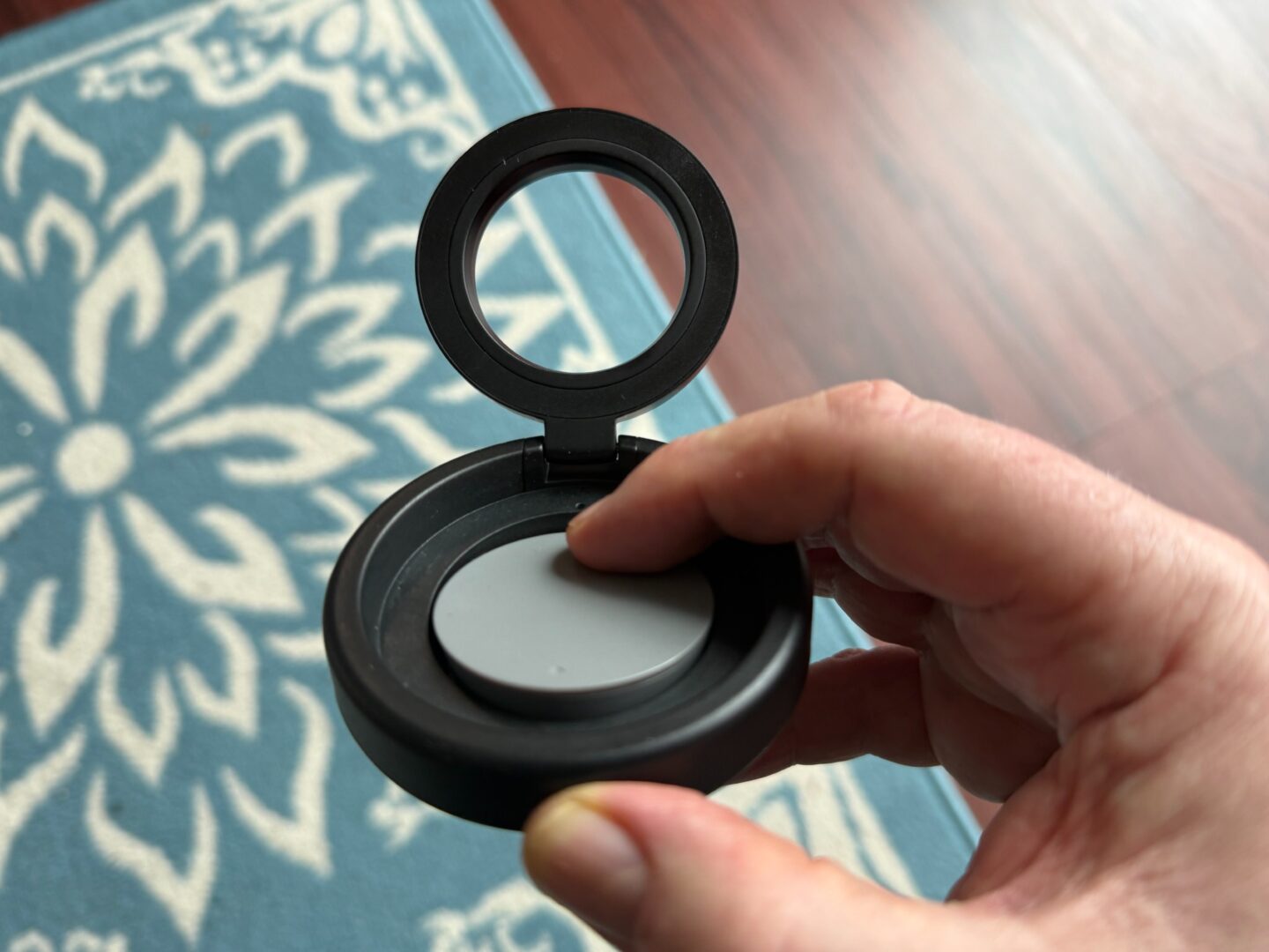 Journey Reevus bottle lid with locator puck